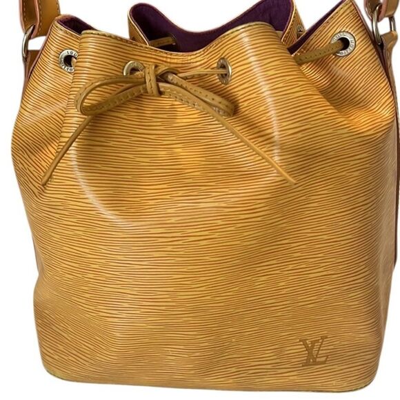 Louis Vuitton Epi Noe GM Yellow Drawstring Closure Bucket Bag AR1924 - Picture 2 of 16